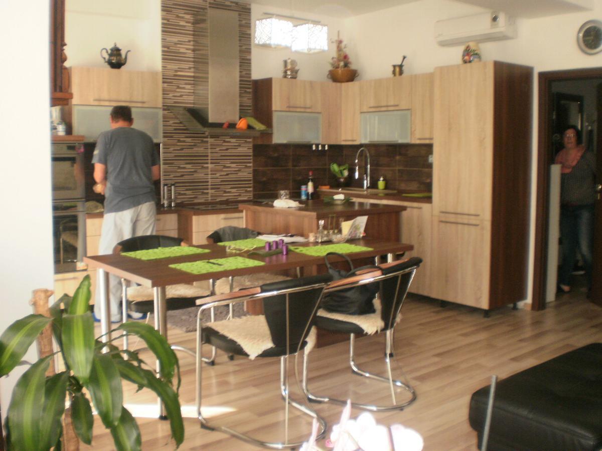 Aki - 2 +Kk Apartment Brno Luaran gambar